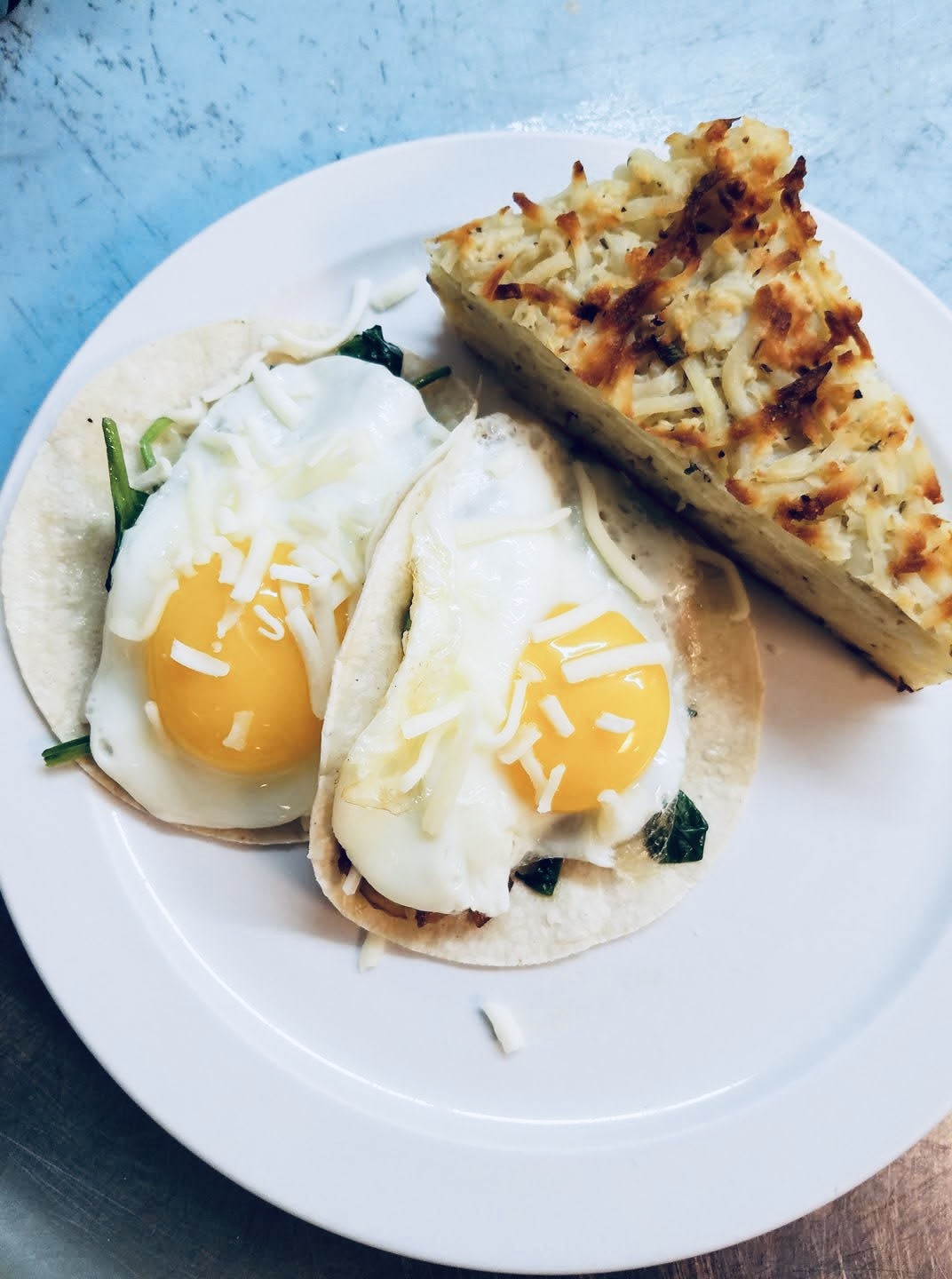 Egg tacos with crispy hash browns